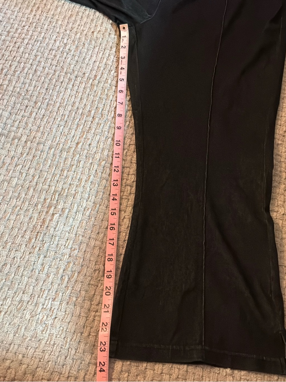 🌙✨🏷️ Women’s Black Pull-On Capri Pants with Front Seams XL - Picture 9 of 15